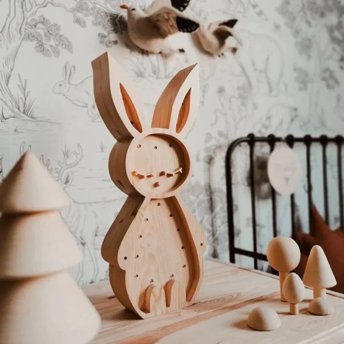 lampara-infantil de conejo y de animales de madera